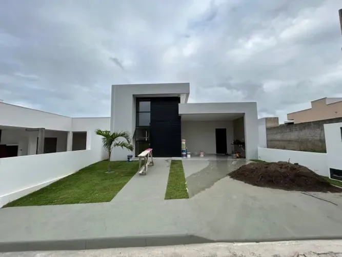 CASA  EM CONDOMÍNIO FECHADO - MARECHAL DEODORO/AL