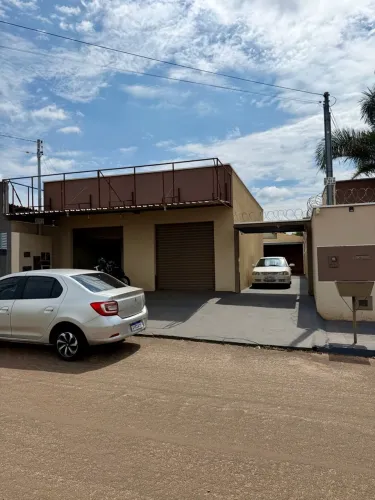 Alugo sala comercial em Senador Canedo -Jardim do lago / Alugo só a sala ou fundo + sala .