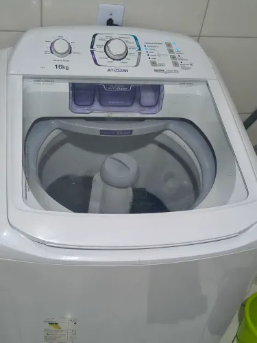 Máquina de lavar Eletrolux jet &clean 16 kg semi nova