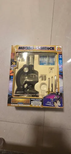 Kit Microscópio Infantil Educativo Micro-Science 36 Peças (100x, 450x e 900x)