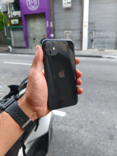 iPhone 11 126gb