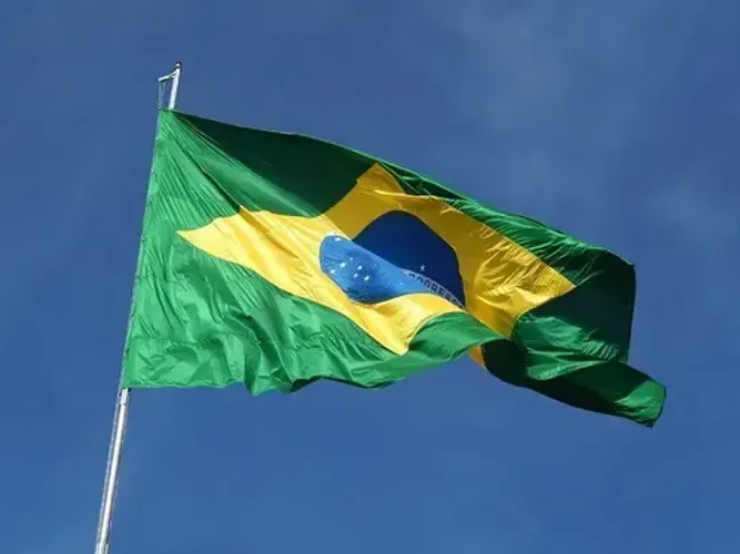 Bandeira do Brasil gigante