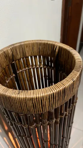 Abajur de chão De bambu