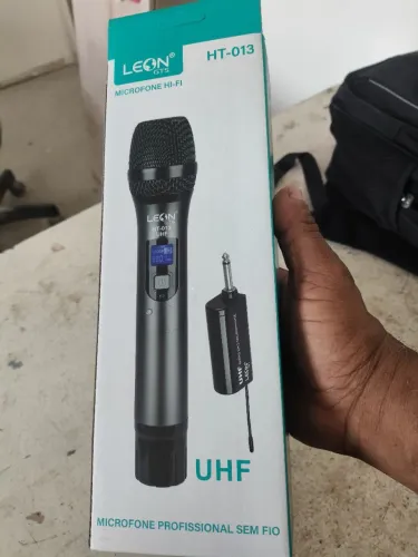 Microfone sem fio profissional