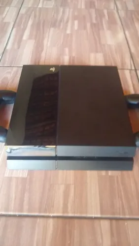 Playstation 4 FAT (PS4) destravado Semi-novo C/ GOLD HEN+ 1000 jogos.