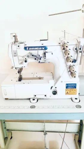 Máquina de Costura Galoneira Industrial Lanmax LM4500-01 - Completa com Mesa e Motor