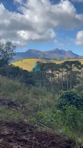 TERRENO COM VISTA PARA O PICO DOS MARINS EM MARMELÓPOLIS-MG