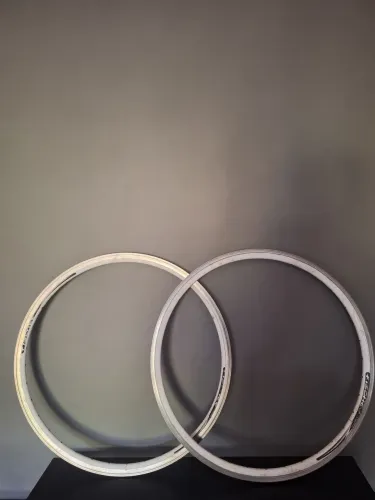 2 aros de bicicleta - OBS: leia a descrição
