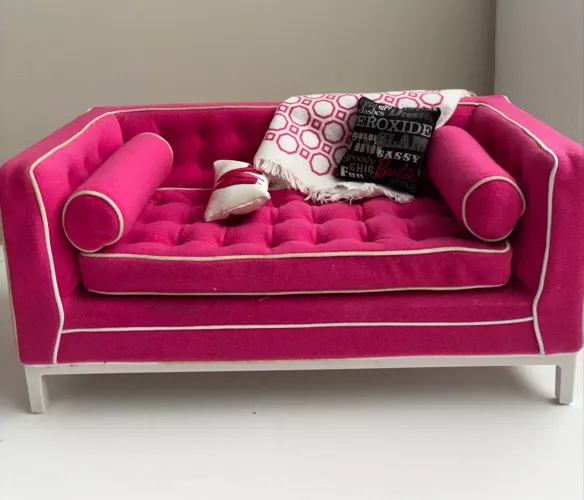 Sofá Barbie Jonathan Adler 2005