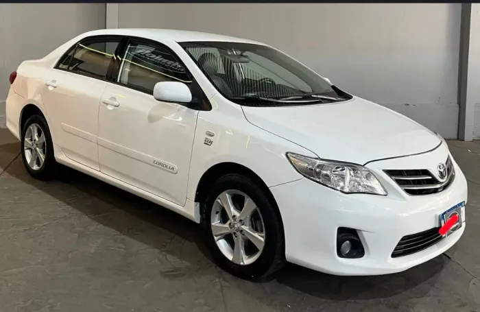 Toyota Corolla GLI 1.8 Flex 16V Aut. 2014