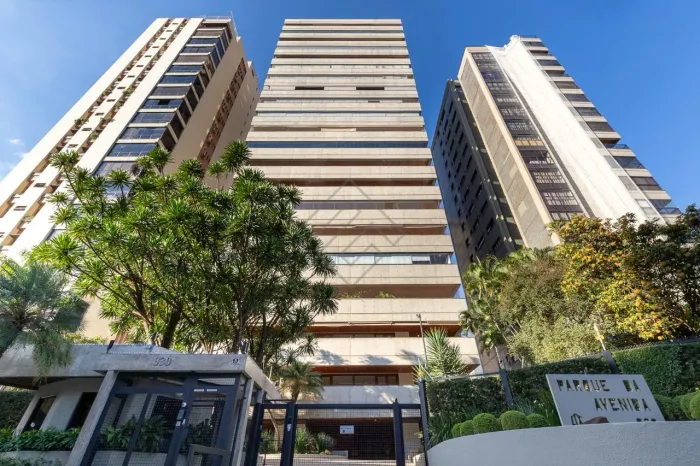 OPORTUNIDADE - Apartamento 4 suítes 533 m² à venda no Cambuí Campinas
