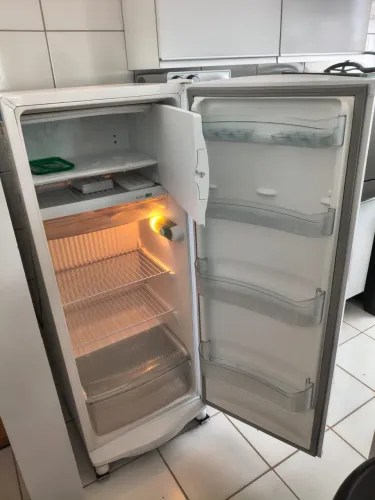 Geladeira Consul