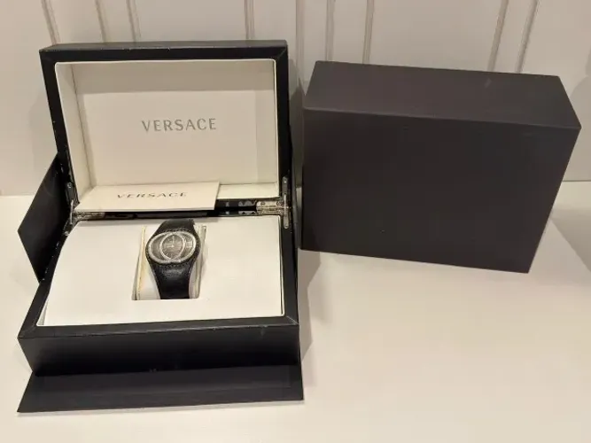 Relógio Versace Feminino Destiny Spirit (Ref. 84Q) Couro Preto - Original e Novo