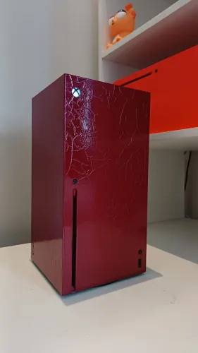 XBOX SERIES X CUSTOMIZADO - VERMELHO ESTILHAÇADO