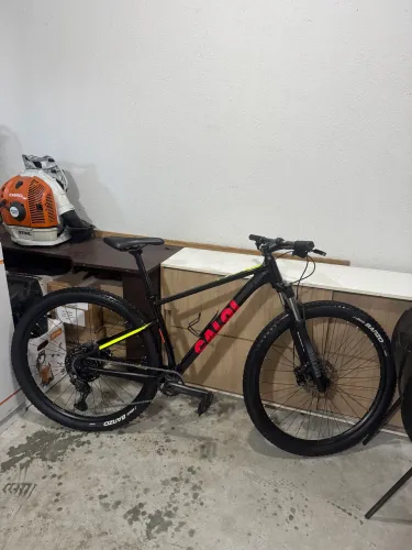 Bicicleta caloi explorer expert 29 mtb