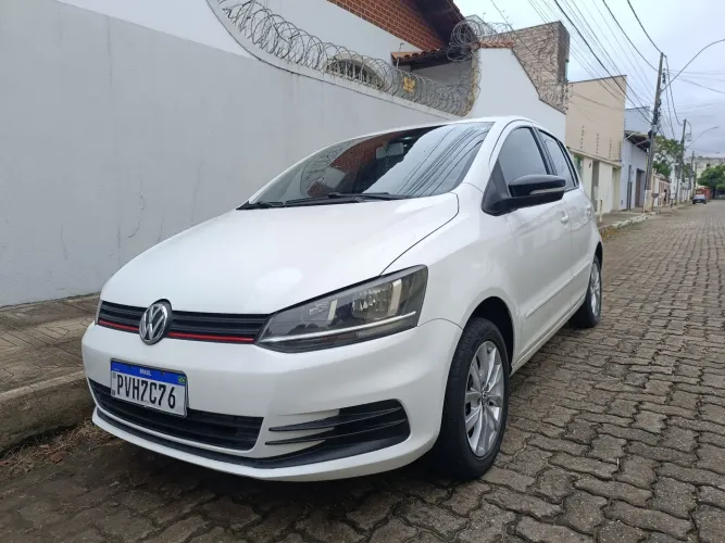Volkswagen Fox Trendline 1.6 Flex 8V 5P 2015