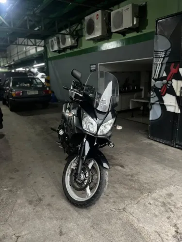 Moto impecável toda revisada