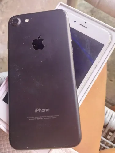 Iphones com defeito