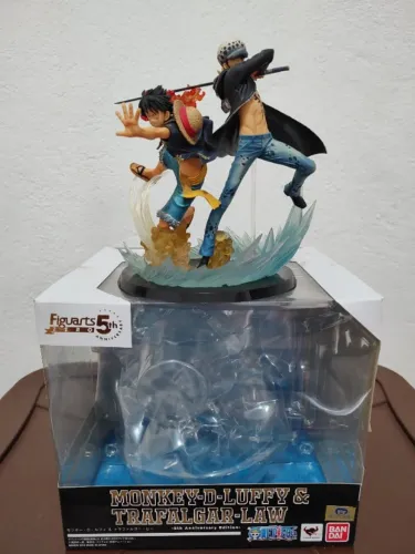 Luffy e Law Figuarts zero One piece Original