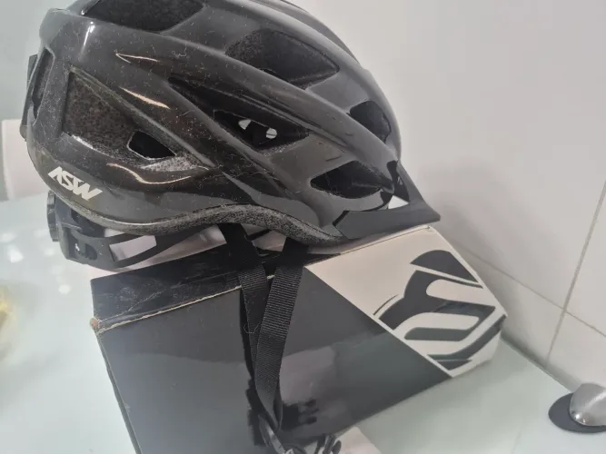 Capacete para Ciclistas - NOVOS