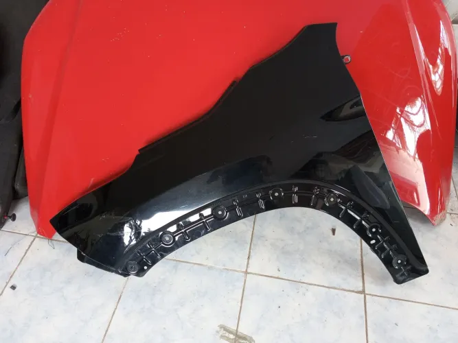 VENDE-SE PARALAMA DA TORO DO LADO ESQUERDO ANO 2022 ORIGINAL.