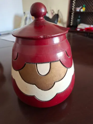 Pote decorativo de ceramica com tampa