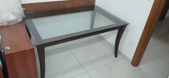 MESA MADEIRA TAMPO DE VIDRO - BAIXOU!!!