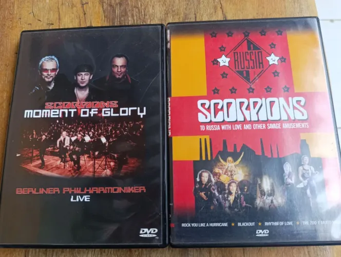 SCORPIONS DVD SHOWS MOMENT OF GLORY E TO RUSSIA WITH LOVE AND THE OTHER SAVAGE AMUSEMENTS 