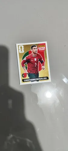 Cristiano Ronaldo legend gold 