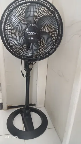 Ventilador de coluna Mondial 6 pás mais vento