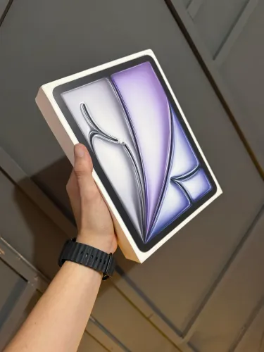 iPad Air M4 11INCH 128gb LACRADO