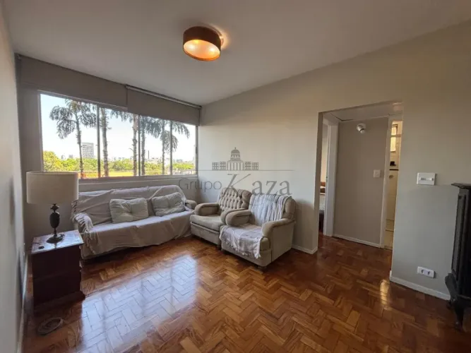 Apartamento - Vila Mariana - 2 Dormitórios - 74m².