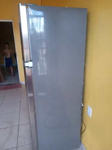 Geladeira Brastemp com defeito 