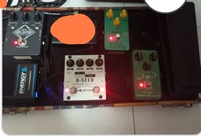 Vendo set de pedais para guitarra completo.