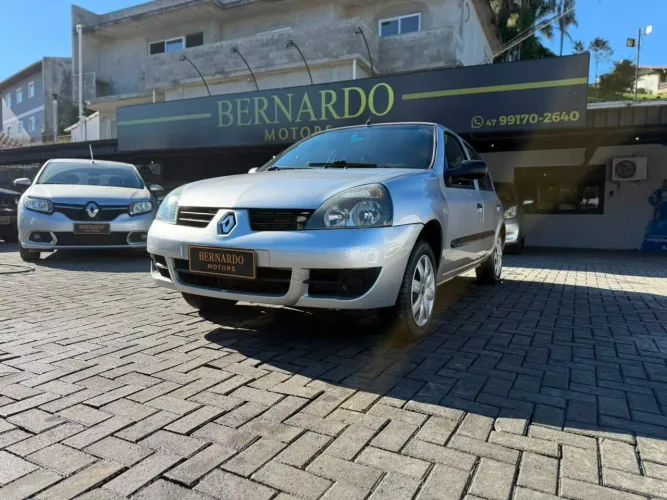Renault Clio Campus Hi-flex 1.0 16V 3P 2011