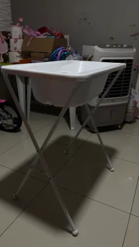 Vendo banheira infantil com suporte 