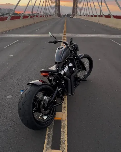 MOTO SHADOW 600cc CUSTOM