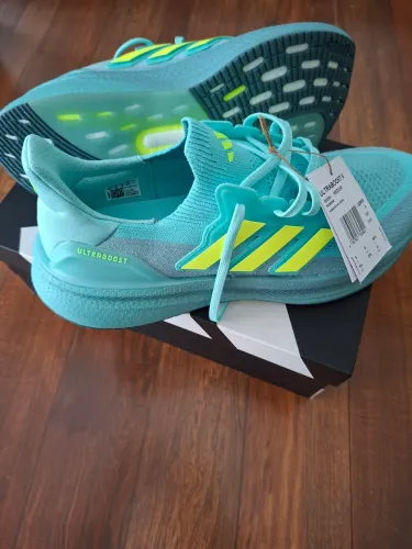 Tênis Adidas Ultraboost 5 tam 41