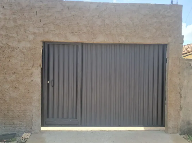 Aluga-se apartamento no Bairro Equatorial.