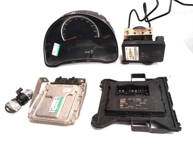 Kit Code Up! Take 2015 Módulo De Injeção 04c906020af Vw