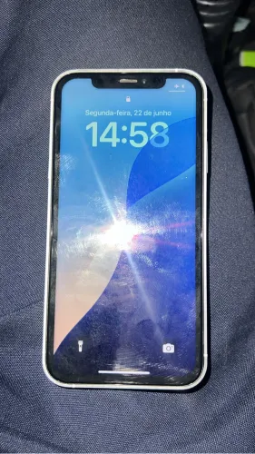 iPhone XR na carcaça da 17 bateria 100% tudo funcionando,em perfeito estado 64GB