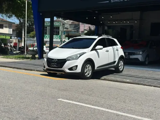 Hyundai HB20X Premium 1.6 Flex 16V Aut. 2015