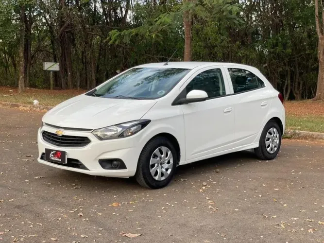 Chevrolet Onix Hatch LT 1.0 8V Flex Mec. 4P 2018