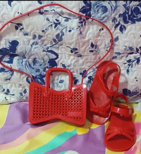 Kit sandália e bolsa melissa usada número 28