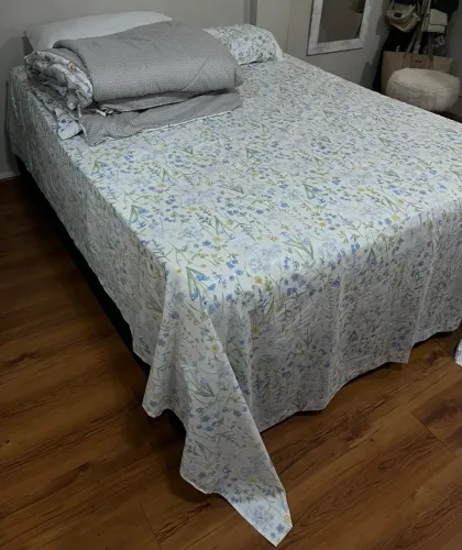 Cama casal cm box completa perfeita estado 