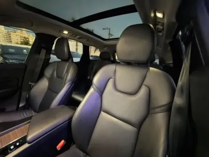 Volvo XC-60 T-8 Plus 2.0 AWD (híbrido) 2024