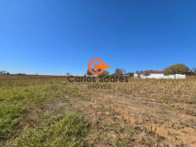 Vende sitio zona rural em capetinga