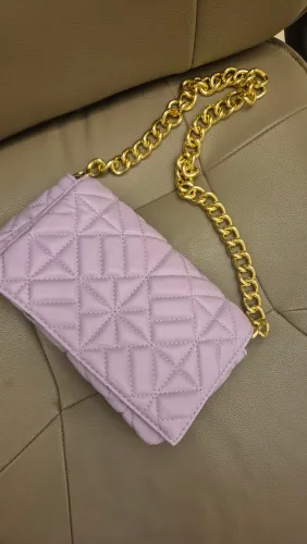 Bolsa lilás
