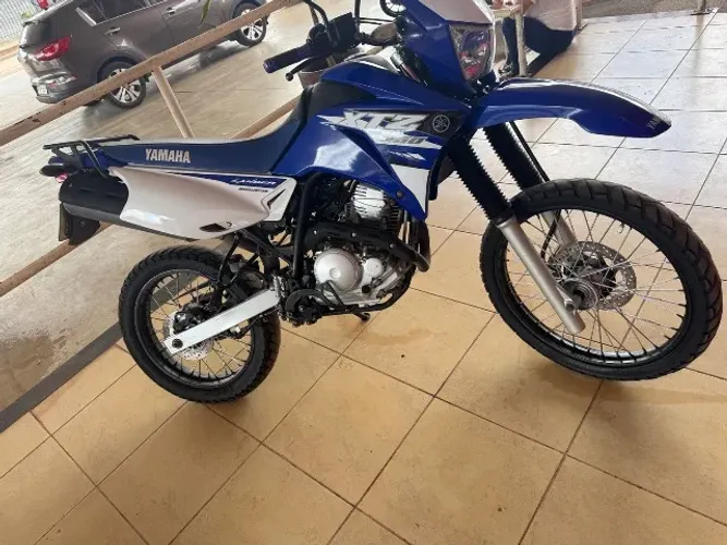 Moto xtz lander 250 2016