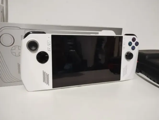 Console Rog Ally Z1 512gb (não é extreme)